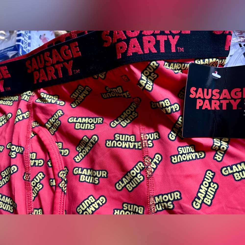 Men’s Boxer Briefs NWT Medium Sausage party “Glamour Buns”